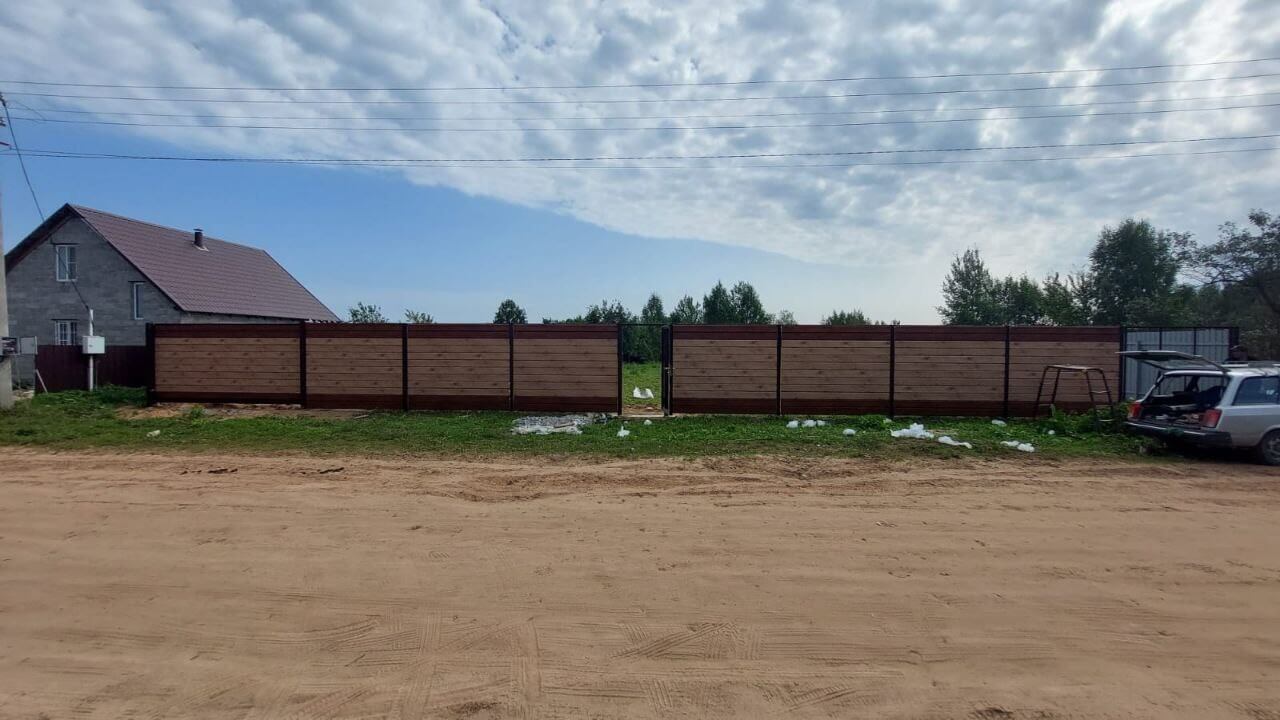 Забор из металлосайдинга Евро-Брус 34м Клен Светлый (SteelArt) + Темное Дерево (Printech) фото 3 в Димитровграде
