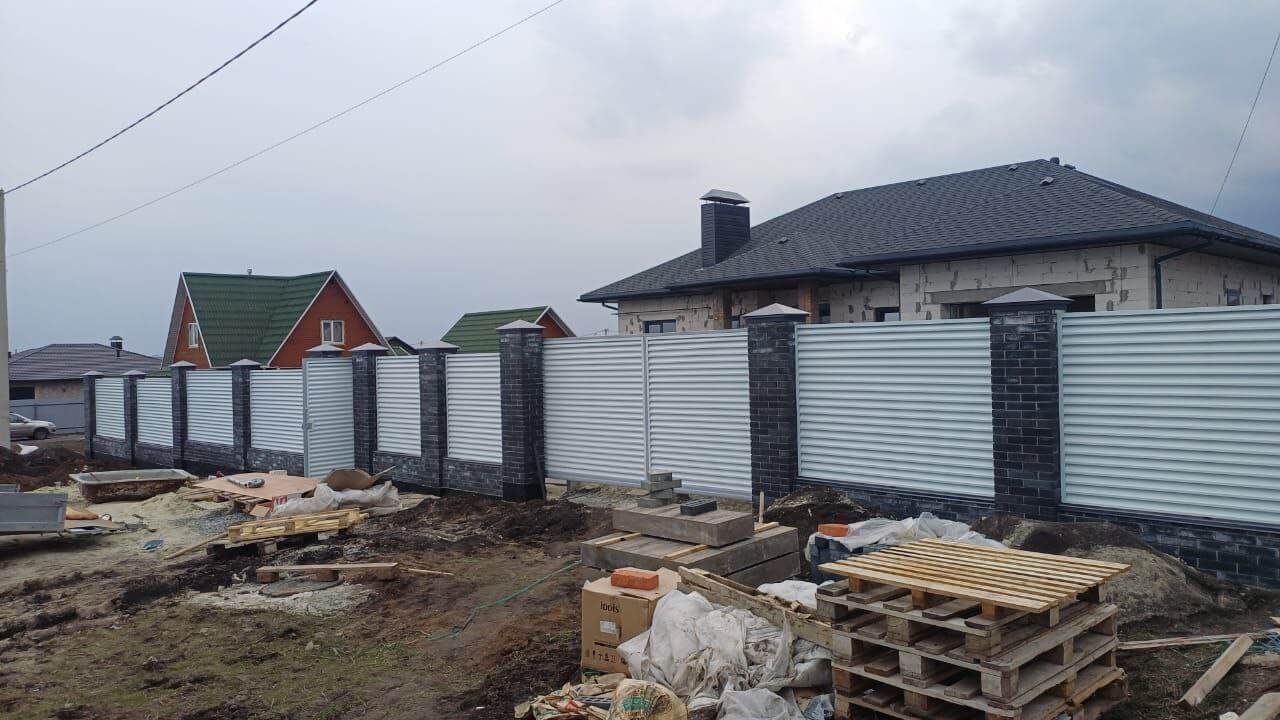 Забор-жалюзи из ламелей ЭКО-Z 94м RAL9003/9003 Белый двусторонний фото 2 в Димитровграде