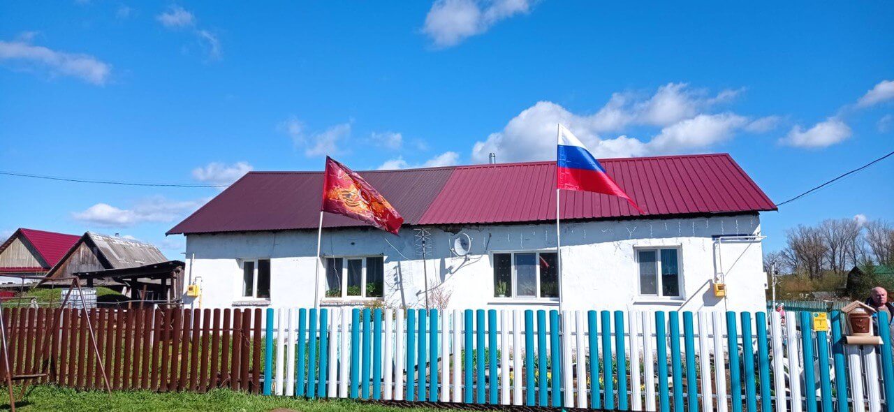 Забор из евроштакетника 16м RAL5021 Морская Волна, RAL9003 Белый в Димитровграде